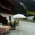 Fam. Gleinser Mirella Apartament