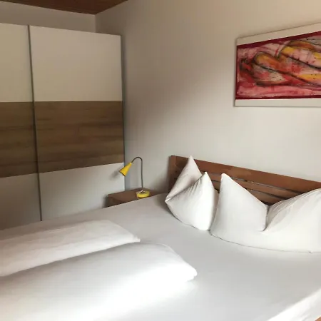 Fam. Gleinser Mirella شقة