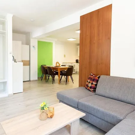 Fam. Gleinser Mirella Apartment Neustift im Stubaital