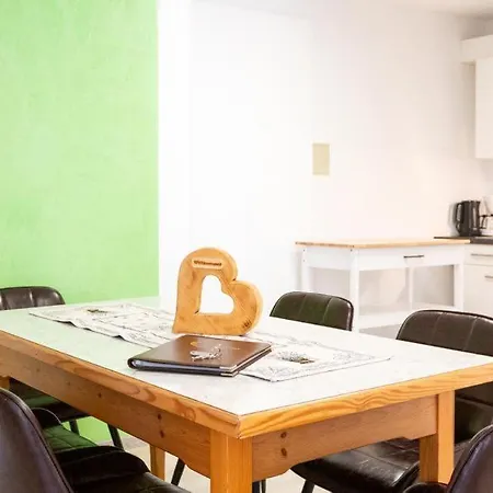 Fam. Gleinser Mirella شقة *