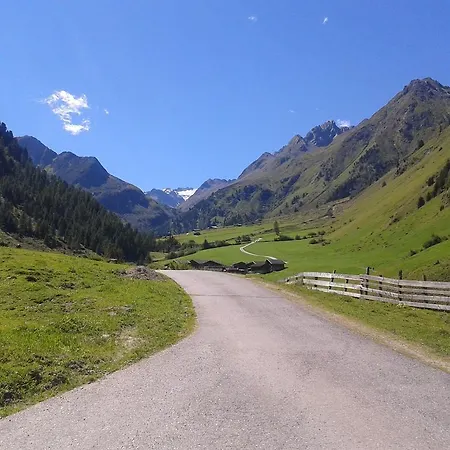 Fam. Gleinser Mirella