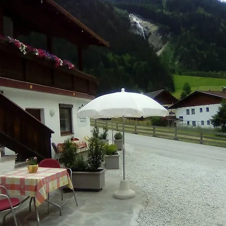 Fam. Gleinser Mirella Appartement